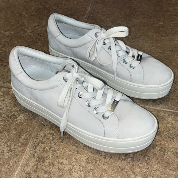 J Slide Nubuk Platform Sneaker - Picture 1 of 6